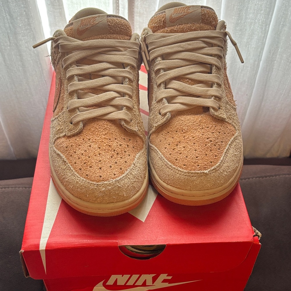 Nike Beige and Tan Sneakers